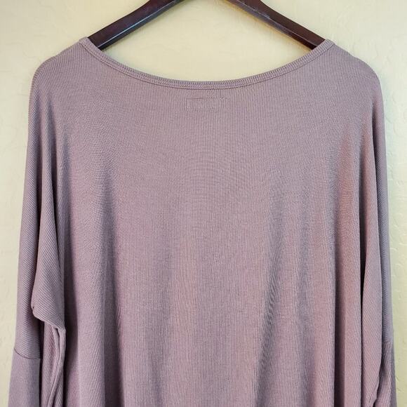 Michael Lauren Oversized Drop Shoulder Knit Top - Picture 7 of 11